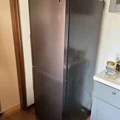 2021年製シャープ冷蔵庫差し上げます。