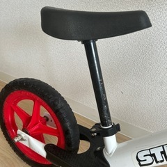 ストライダー　save the childrenモデルの画像