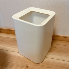 【お譲り先決定】ニトリ　ゴミ袋が見えないゴミ箱