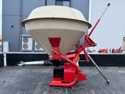 岩手北上市 ササキ ブロードキャスター BF300 フリッカー 容量300L 肥料 散布機 作業機 ブロキャス 中古 引き取り　 岩手北上市 ササキ ブロードキャスター BF300 フリッカー 容量300L