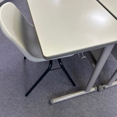 机2脚のみとなりました。