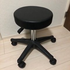 キャスター付スツール