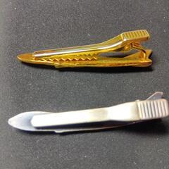 JAL ロゴ入りネクタイピンゴールドシルバーセット (ふくろうおじさん