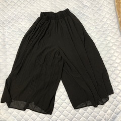 ヒラヒラパンツ