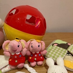 赤ちゃん　おもちゃ　まとめ売りの画像