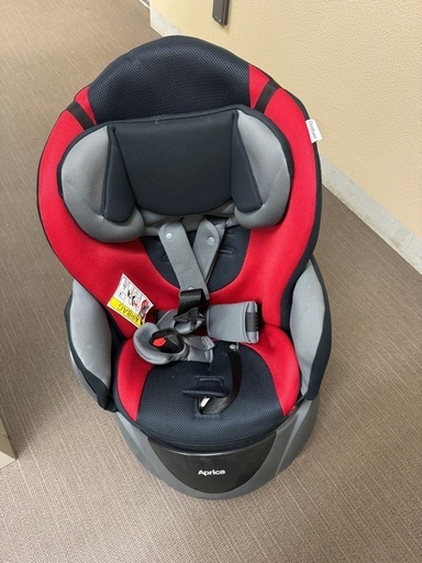 Aprica チャイルドシート