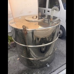 1トン［ステンレスタンク急募
］の画像