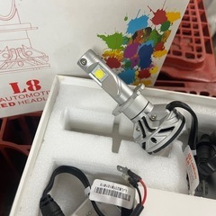 倉庫整理品　ヘッドライト　LEDバルブD2の画像