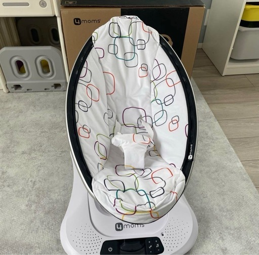 一旦受付停止 mamaRoo4 ママルー4 電動バウンサー