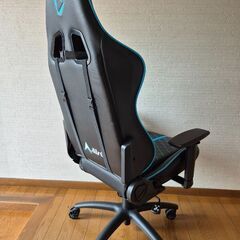 ゲーミングチェアの画像