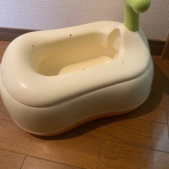 コンビ　おまる　ベリーレーベル　おまるでステップ