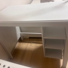 IKEAデスク