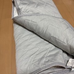 ニトリ 冷感敷きパッド【取引中】ダブルベッド用 今週処分の画像