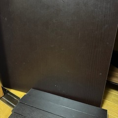 テーブル