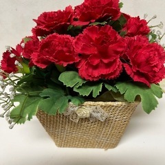 造花カーネーションカゴ付き