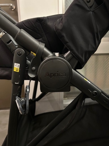 【超美品】Aprica Luce プレミアムブラック ベビーカー