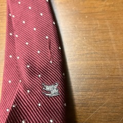 M2503-578 配送不可 Burberrys ネクタイ ドット柄 レッド キズ汚れほつれ有りの画像