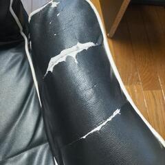 肘掛け付き回転座椅子の画像