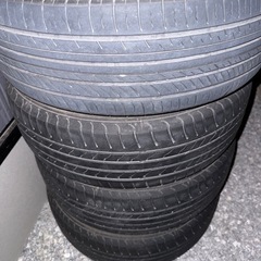 トヨタ純正タイヤ
の画像