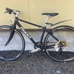 ジャイアントクロスバイク（前3️⃣、後ろ8️⃣）