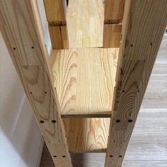木製棚の画像