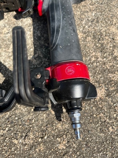 マキタ makita 高圧フロアタッカ　AT450HA