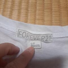 FOREVER 21トップスの画像