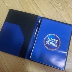 ラッキーストライクバインダーの画像