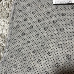 ラグ　グレー　あげますの画像