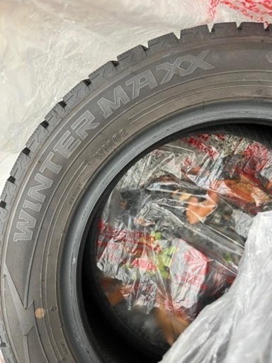 スタッドレスタイヤ　185/60R15