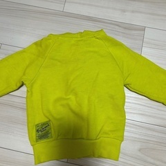 breeze パーカー　90サイズの画像