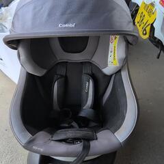 チャイルドシートcombi回転式