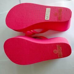 未使用品　サンダルの画像