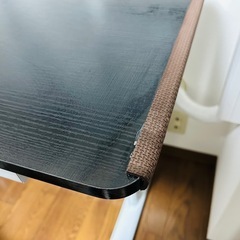 昇降デスクの画像