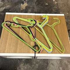 カラーハンガー 9本セット