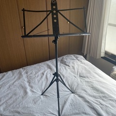 折りたたみ楽器スタンド