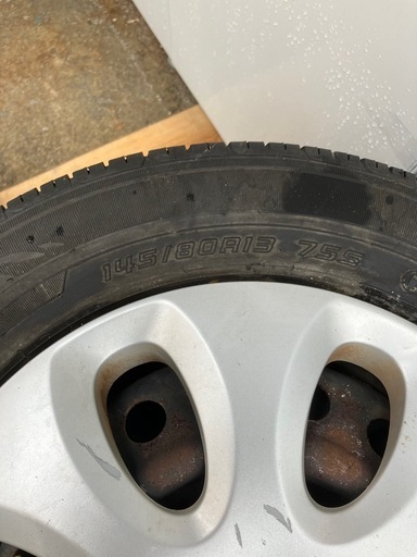 スズキタイヤホイル付き4本セット