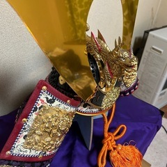 五月人形　兜　刺繍鯉のぼり飾りの画像