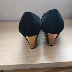 美品)日本製罐のパンプスの画像