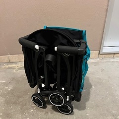 gb 折り畳みベビーカー　小型