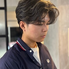 ❗️メンズ無料❗️(刈り上げないセンターパート＋トリートメント) - 手伝って/助けて