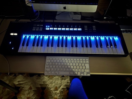 楽器MIDIキーボード美品❗️ＮＩ