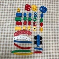 【中古　おもちゃ】ダイヤブロック　きほんの ばけつの画像