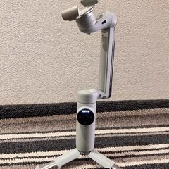 Insta360 Flow（スマホジンバル）の画像