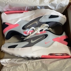 NIKE エアマックス 24cm