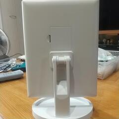 BESTOPE 化粧鏡✨ 三面鏡 女優ミラー 卓上 折りたたみLED付 美品

ベストープ

の画像