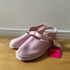 ナースシューズ　サンダル