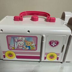 【商談中】メルちゃん　うさぎさんきゅうきゅうしゃの画像