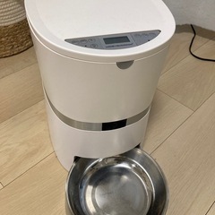 自動給餌機　　中、小型猫犬用