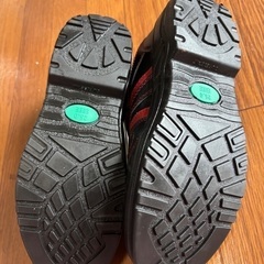 25cmのミドリ未使用安全靴になります、の画像